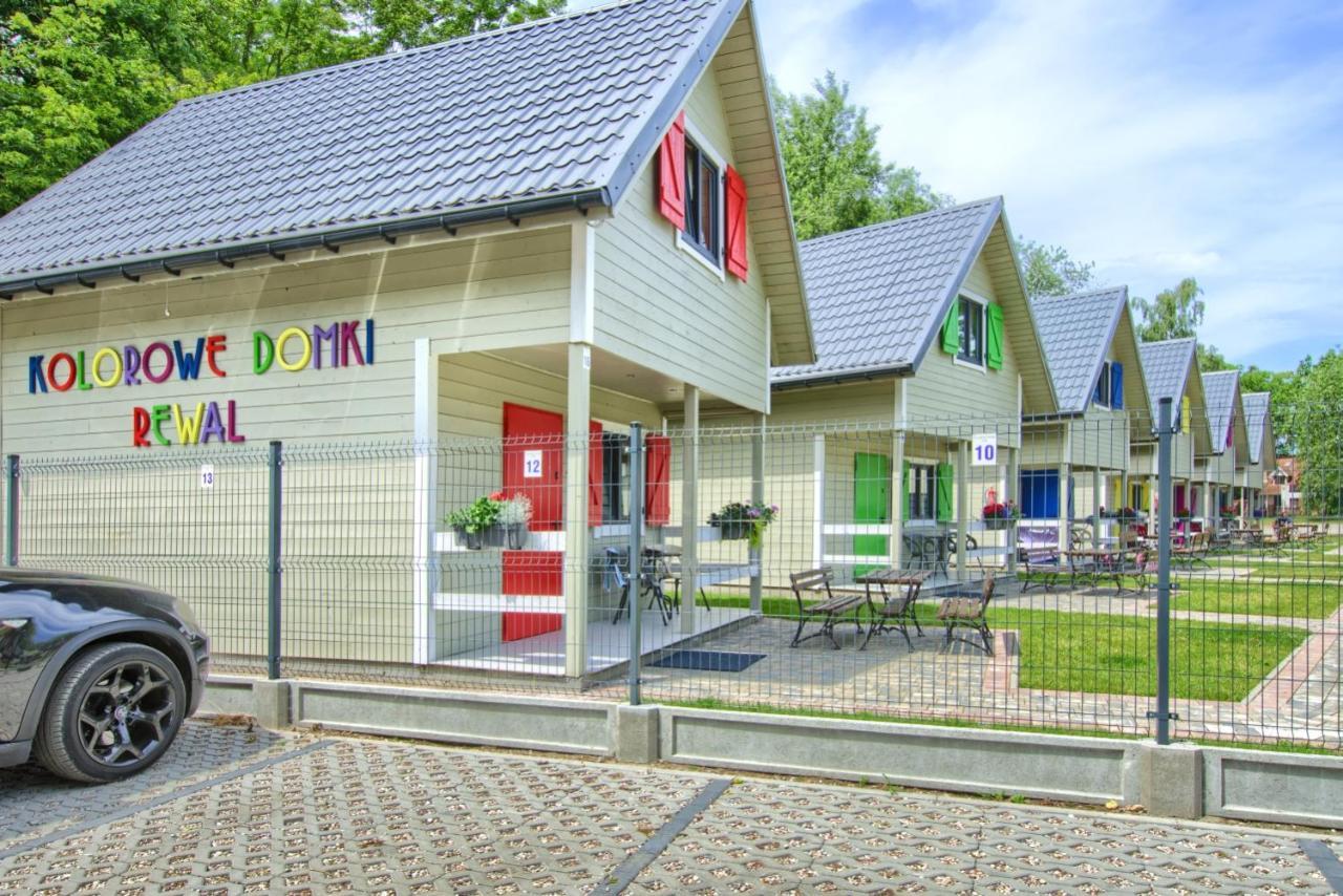 Kolorowe Domki Rewal, 200M Do Plazy, Morza Uwielbiany Przez Rodziny Z Dziecmi ภายนอก รูปภาพ
